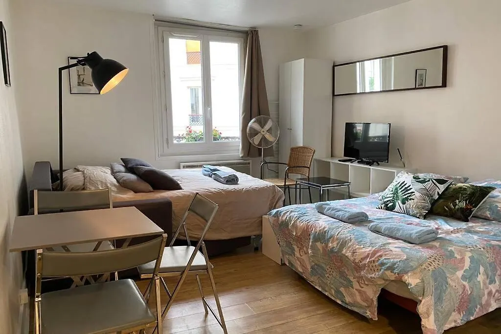 Apartament Large, Hyper Central Studio. Historical