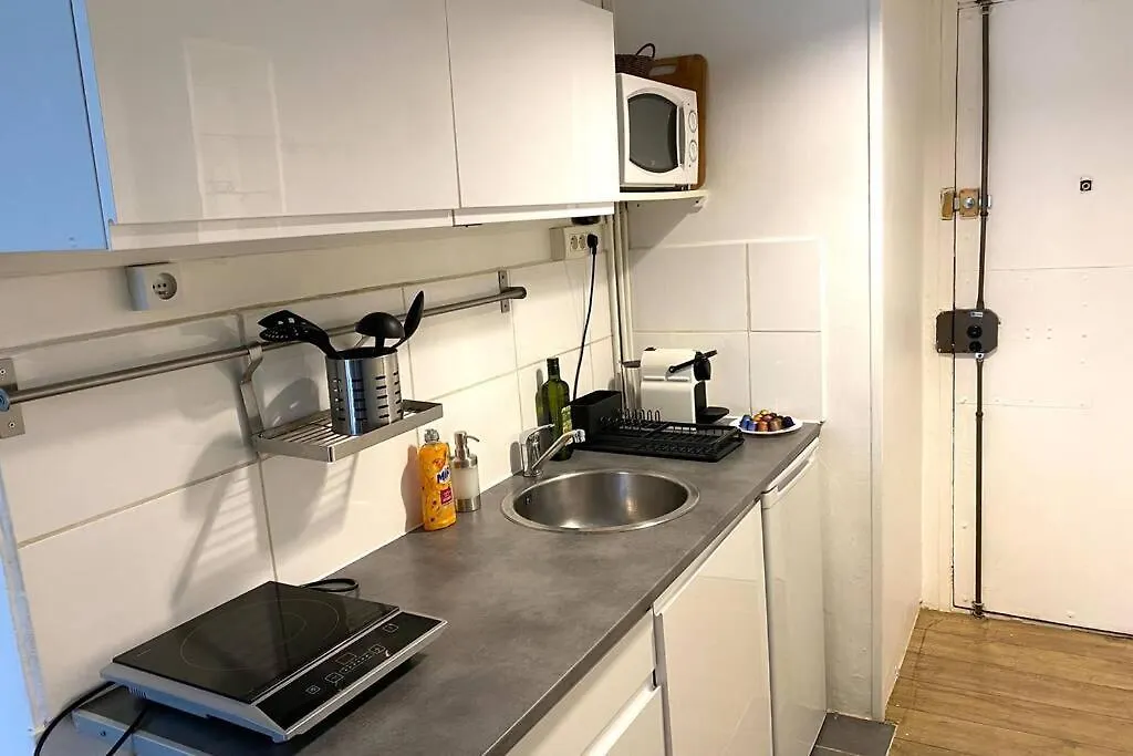 Apartment Large, Hyper Central Studio. Historical Paris